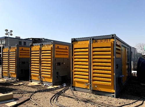 当涂防冻液的气味异常可能是由哪些原因导致的？