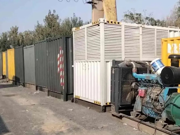 当涂200KW柴油发电机机组每小时油耗是多少？